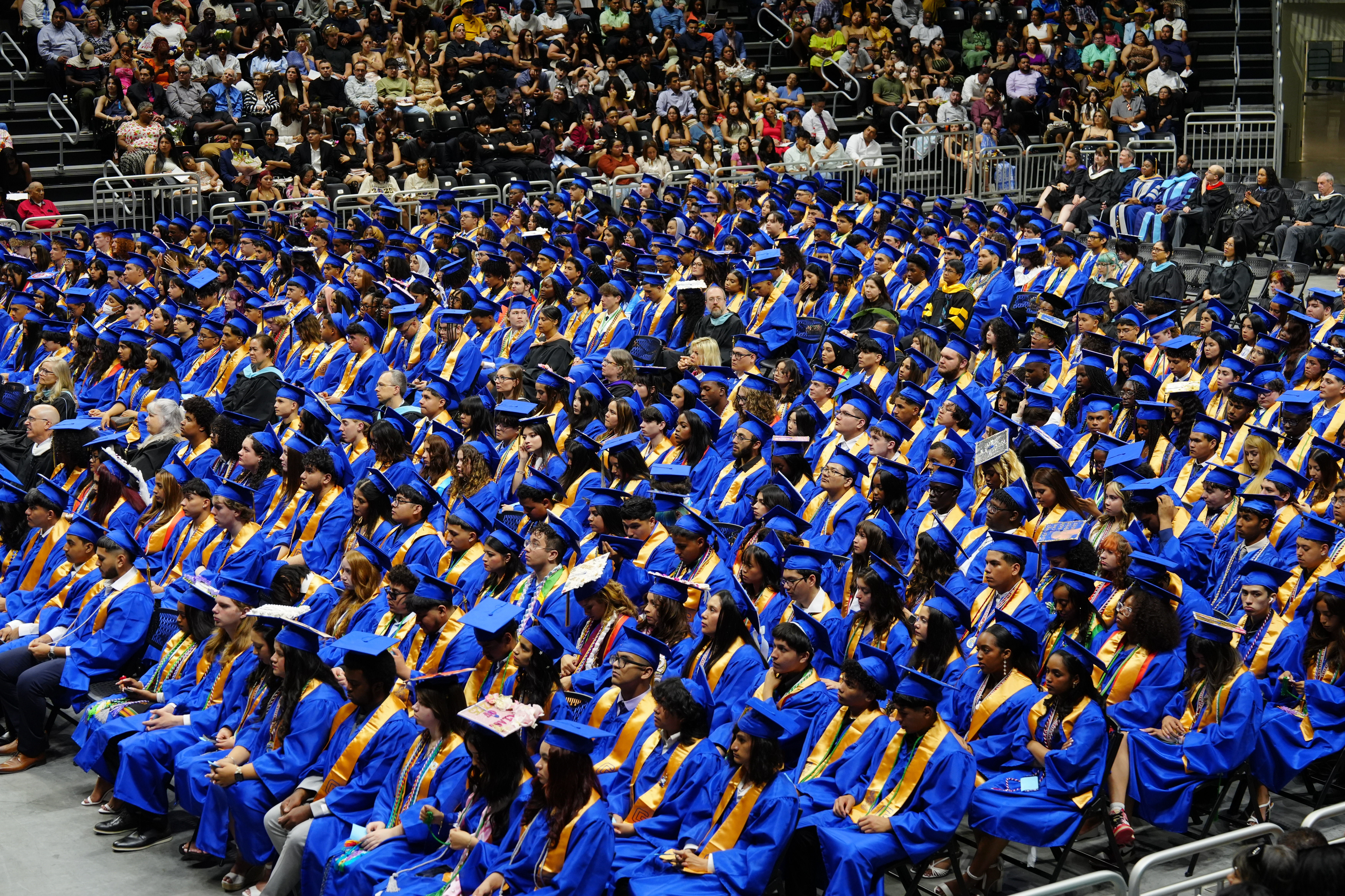 Graduation 6.4ft (468).JPG