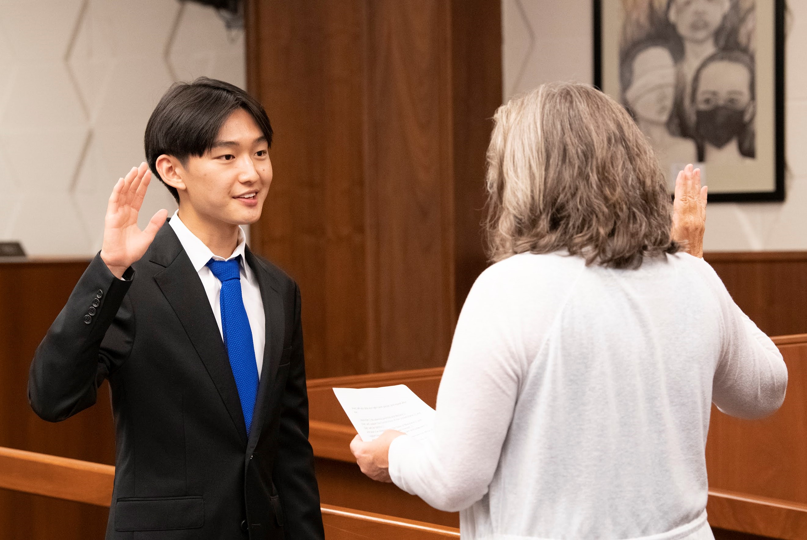 Arvin Kim swearing-in as SMOB 003.jpg