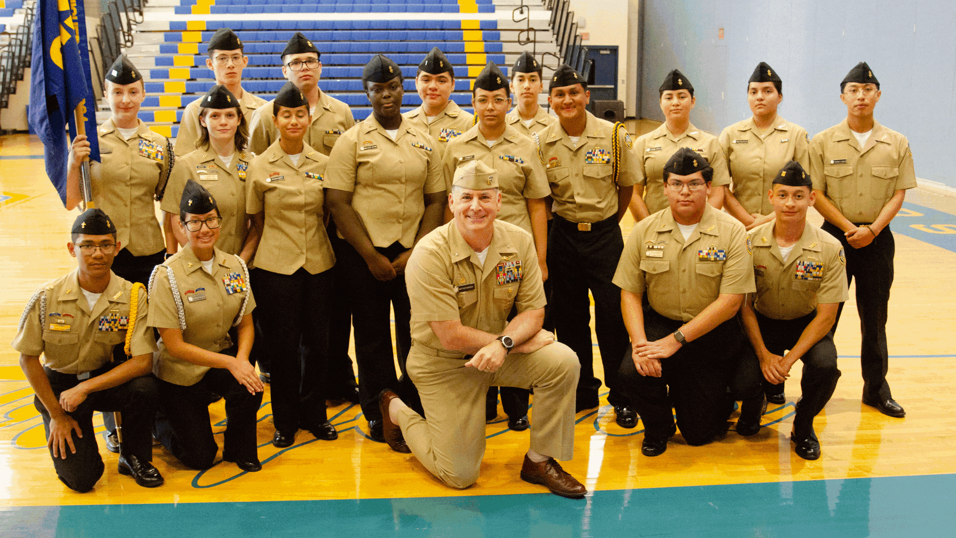 Admiral Visit - Gburg.gif