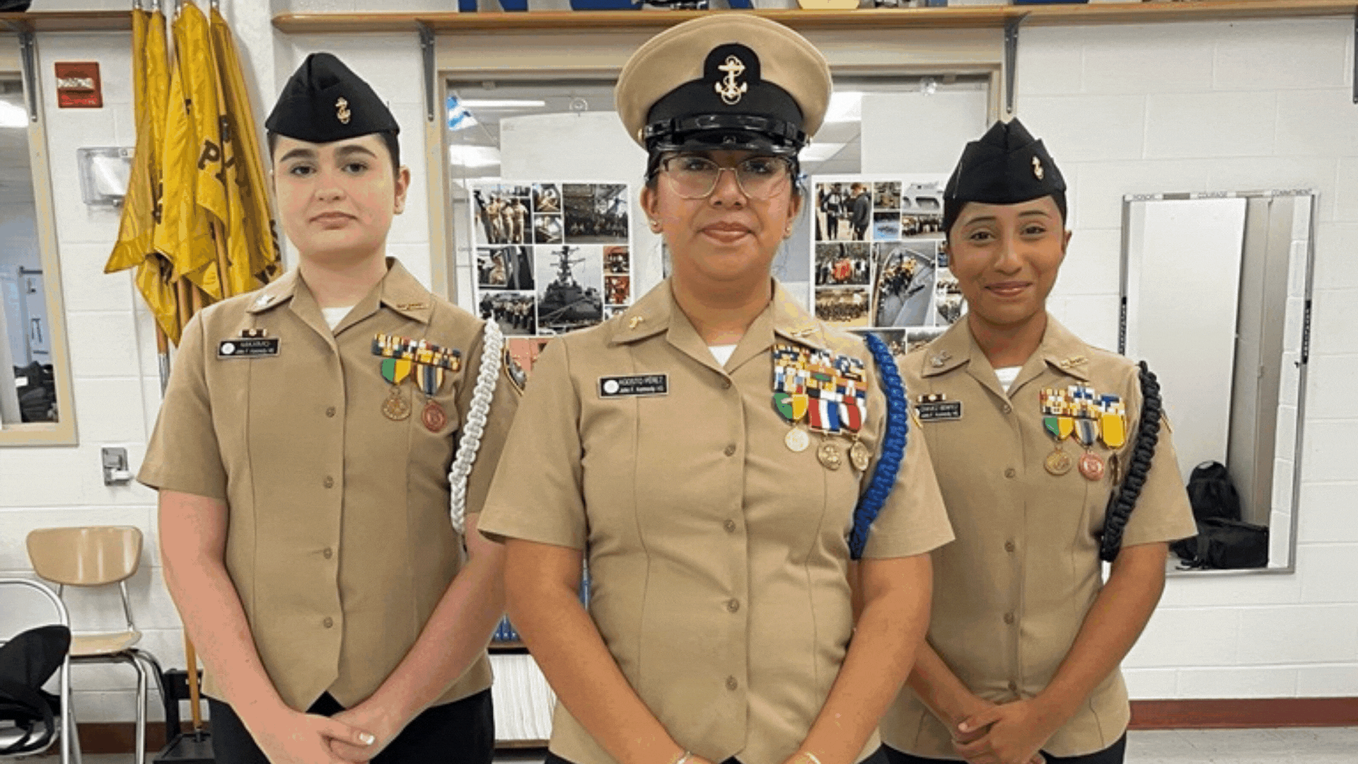 Admiral Visit - Kennedy.gif