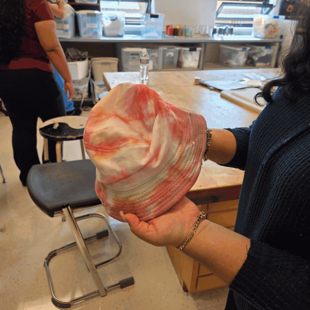 Fashion Article - Blake.gif