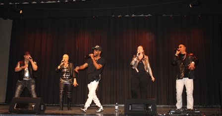 A Cappella Show Tour - 8